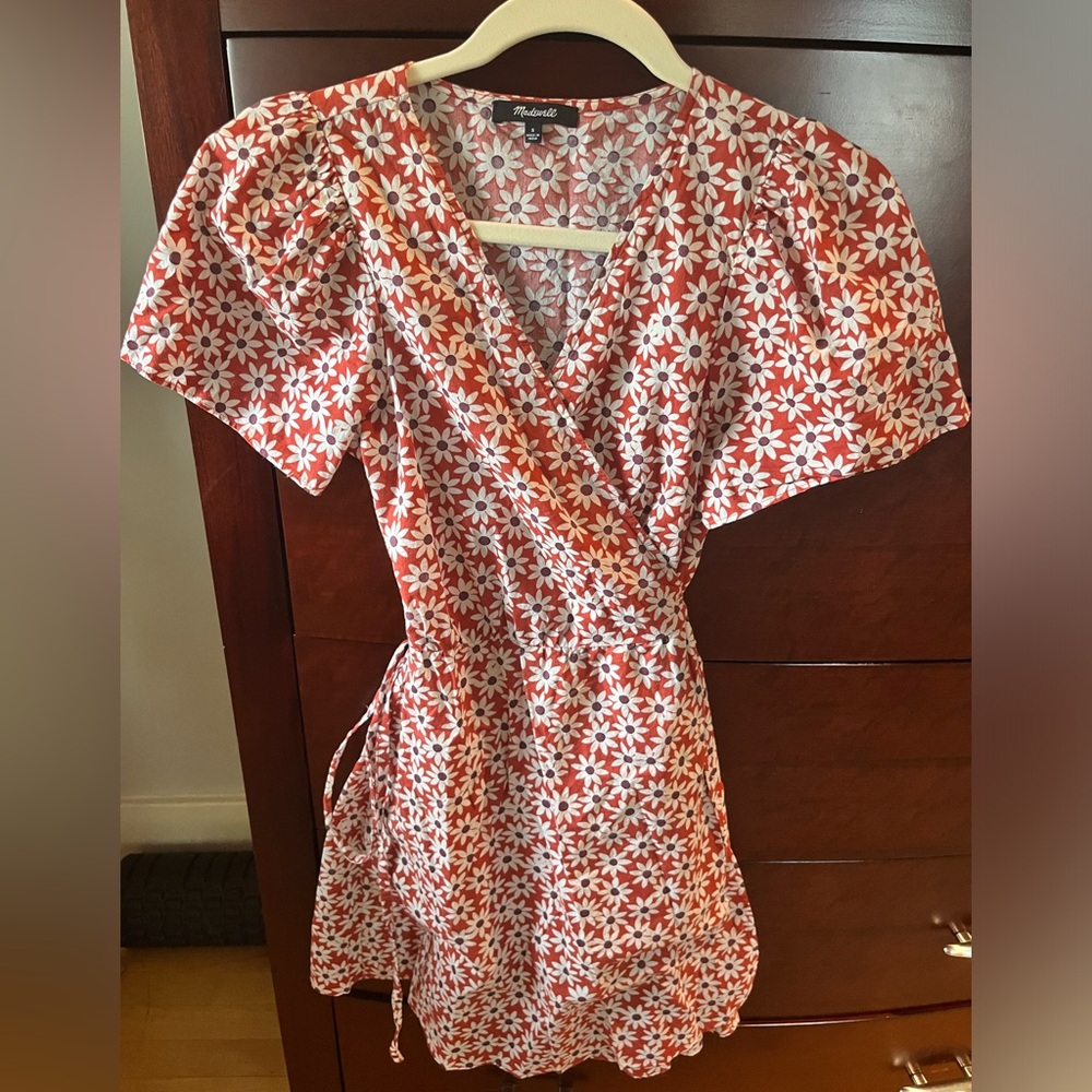 Madewell wrap dress, size S. Great condition, only worn once or twice.